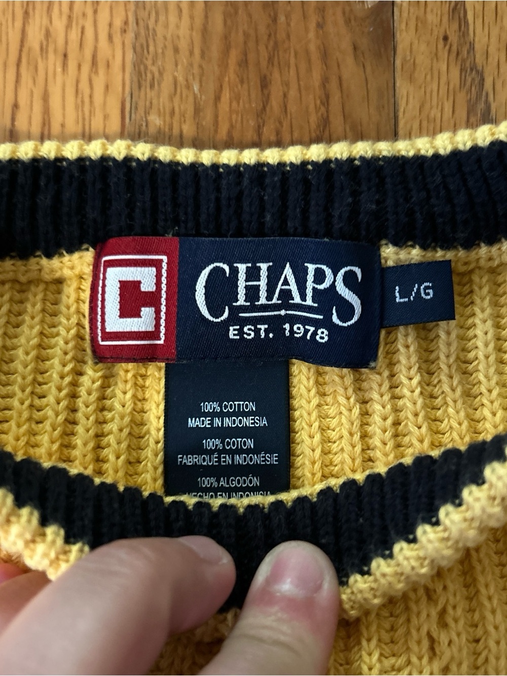 Chaps Men's Yellow Cable Knit Crewneck Sweater Vintage Size Large - Picture 3 of 7